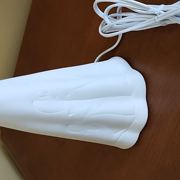 Ceramic Angel Nightlight 9 Inches Tall 4.5 Foot Cord Electric White - Picture 4 of 7